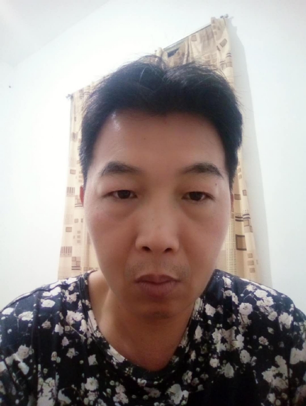 繁华哀伤的第一张照片--寿宁相亲网