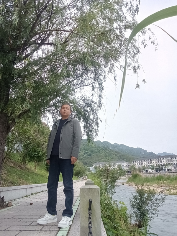 飞雪飘零的第一张照片--寿宁相亲网