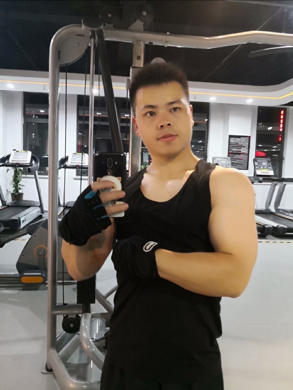 范迪塞尔的第二张照片--寿宁相亲网