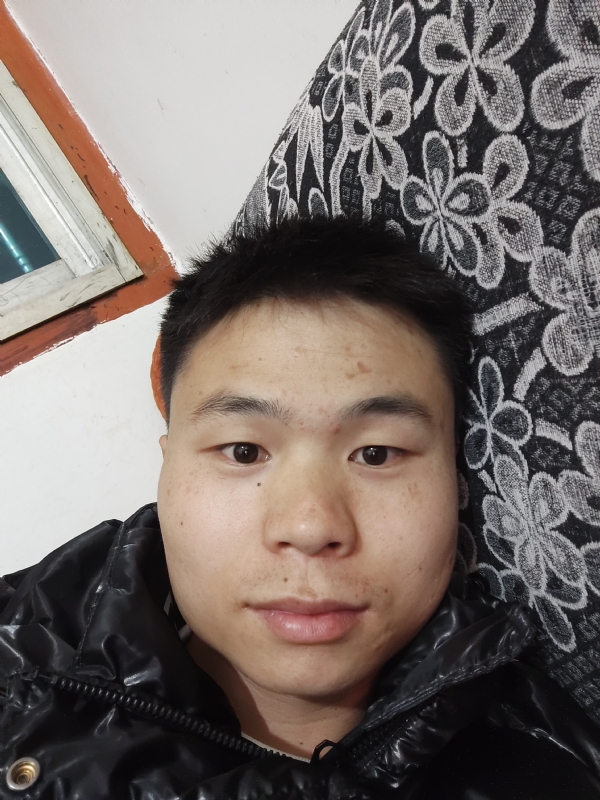 麒麟区幼儿园扛把子的第三张照片--寿宁相亲网
